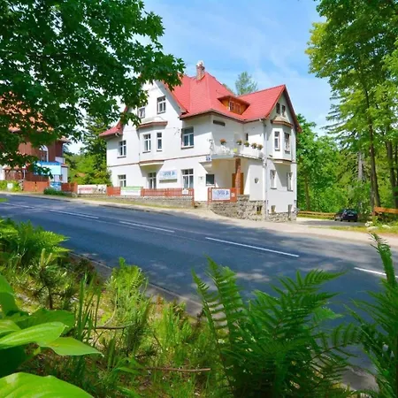 Nad Zapora Bed & Breakfast