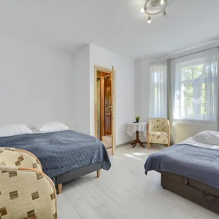 Nad Zapora קרפאז'