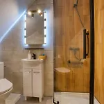 Nad Zapora 3*